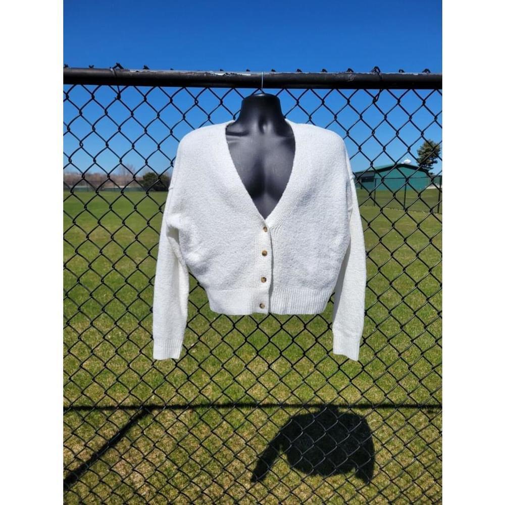 Love Tree White Fuzzy Womens Cardigan Small